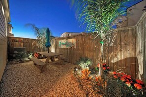 Outdoor dining - Sparkle Fish~Winter Texans Welcome!~Dog Friendly (Port Aransas)