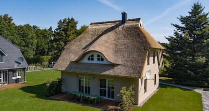 Lieblingshof Haus 3 - Urlaub unterm Reet und Nahe der Ostsee