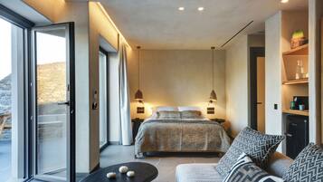 Junior-Suite, eigener Pool, Meerblick | 1 Schlafzimmer, Minibar, Zimmersafe, Verdunkelungsvorhänge