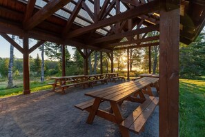 Outdoor dining - Remote Lakeshore Cabin, All Meals Included, Canoes/Kayaks, Hike/Bike/Fish (Greenville)