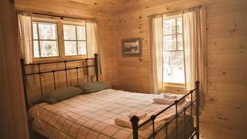 2 soverom og sengetøy