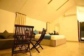 Deluxe-feriehus | 1 soveværelse, lydisolering, gratis Wi-Fi