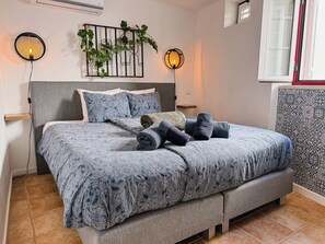 1 chambre, fer et planche à repasser, Wi-Fi, draps fournis