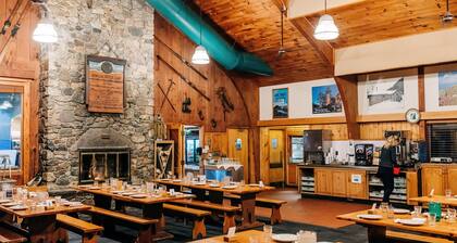 Room, King, 2 Bunks, Shared Bathrooms