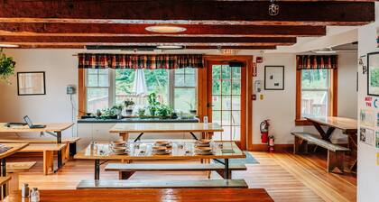 Wellington SP, Newfound Lake 20 min drive, Breakfast Included, Shared Bath