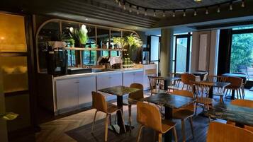 Dineren