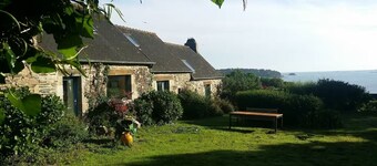 Gîte des Hortensias - Old farmhouse - Sea view