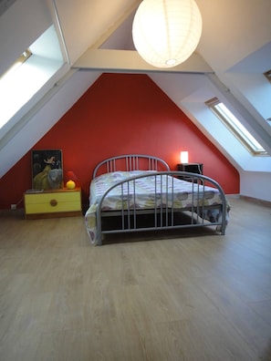 6 chambres, Wi-Fi, literie fournie