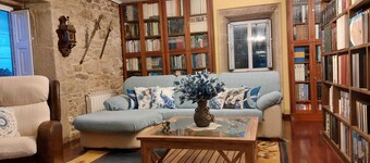 GALICIAN RURAL HOUSE. The charm of stone and water.