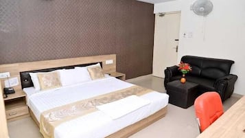 Deluxe Room | Free WiFi