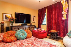 4 chambres, fer et planche à repasser, accès au Wi-Fi (inclus)