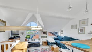 House (1 Bedroom) | Interior