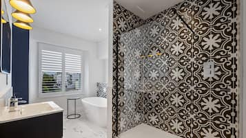 Rumah (Multiple Bedrooms) | Interior