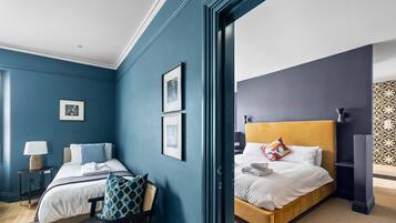 House (Multiple Bedrooms) | Bahagian dalam