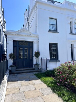 House (Multiple Bedrooms) | Interior - Windsor Villas by Pureserviced (Plymouth)