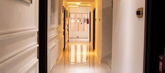 Skyvilla Hotels