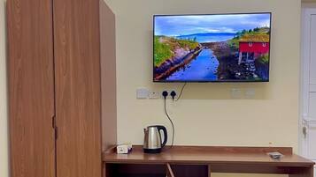 Standard Double or Twin Room | Premium bedding, pillowtop beds, free WiFi, bed sheets