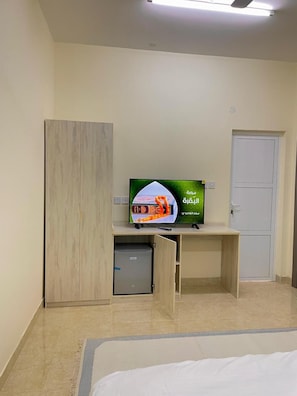 Standard Double or Twin Room | Premium bedding, pillowtop beds, free WiFi, bed sheets - SUNSET HOTEL (Al Amarat)