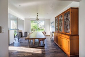 Interior - House 8 people garden city center 15 min from beac (Lannion)