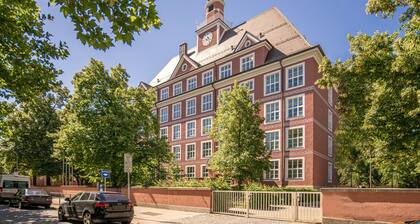 8 min per U-Bahn zum Marienplatz 120 m² Schwabing - 3SZ - 2,5Bäder - Tiefgarage