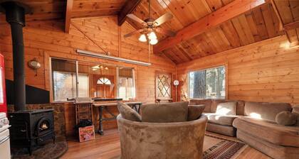 Charming Mountain Getaway