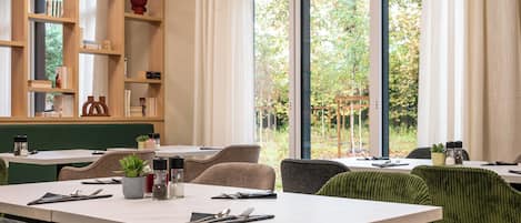 Daily buffet breakfast (EUR 14 per person)