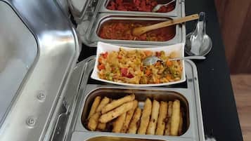 Free daily buffet breakfast