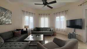 TV, fireplace - T-0624, Villa Gata, fantastic Villa with private pool and garden (Bolerias)