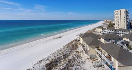 Anchors Up *Heated Pool & Private Beach Access*