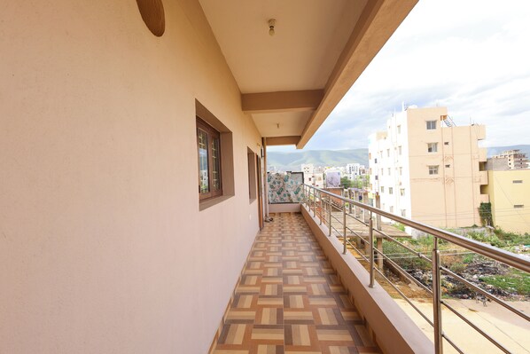 Exterior - SBHS Homestay - Garudadri (Tirupati)