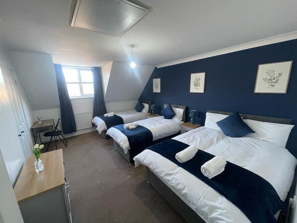 5 間睡房、熨斗/熨衫板、Wi-Fi、床單