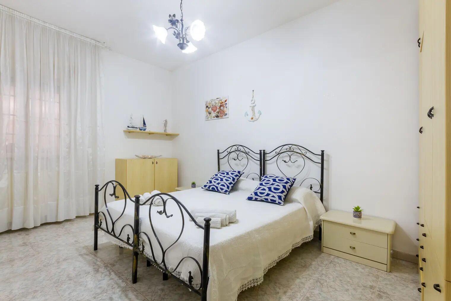 Kamar