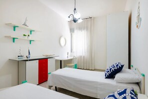 Condo, Patio, Courtyard View | 3 bedrooms, rollaway beds, free WiFi - Villa Porto Cesareo Con Parcheggio (Porto Cesareo)
