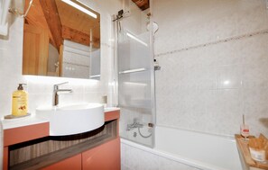 Shower - Elégant appartement proche Ski (Bolquère)