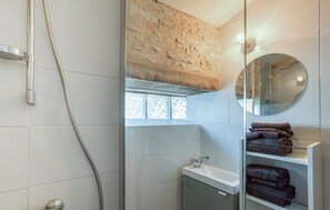 Een douche, een haardroger