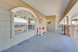 Apartment (3 Bedrooms) | Interior - Walk to Branson Strip: Inviting Condo! (Branson)