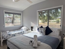 Villa, 2 Bedrooms | Free WiFi, bed sheets