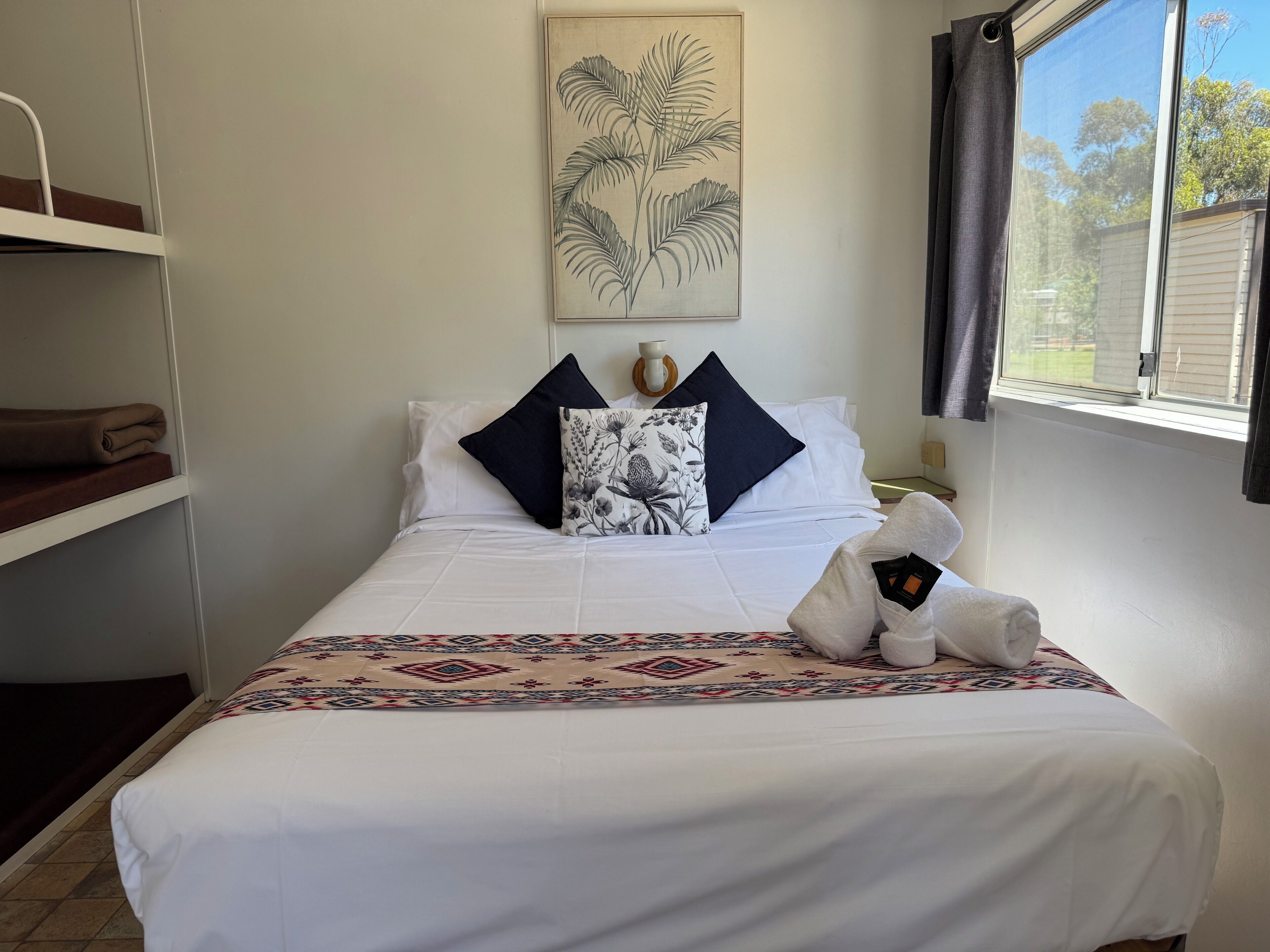 Studio | Free WiFi, bed sheets