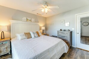Apartment (2 Bedrooms) | Interior - Walk to Beach: Newly Remodeled Condo in Ocean City (Ocean City)