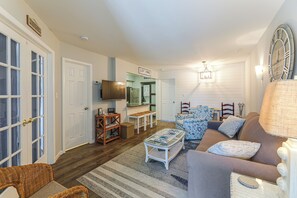 Apartment (2 Bedrooms) | Interior - Walk to Beach: Newly Remodeled Condo in Ocean City (Ocean City)