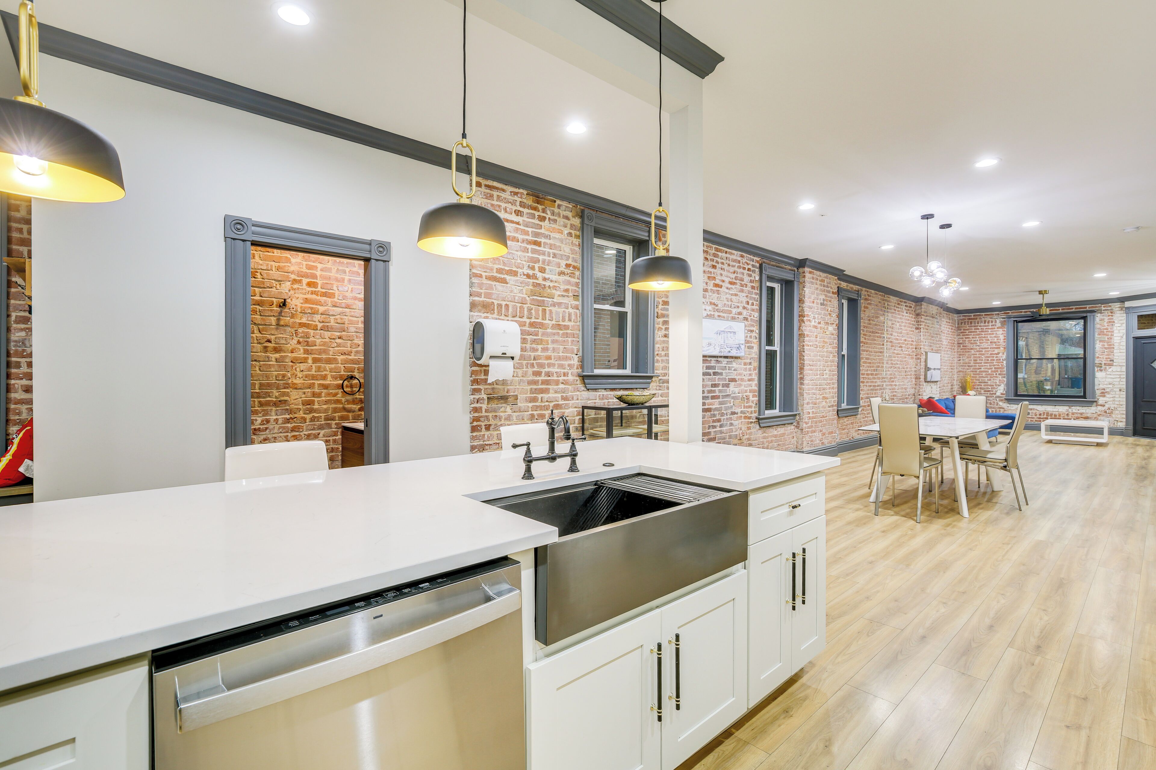 House (3 Bedrooms) | Interior