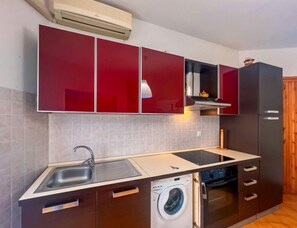 Apartamento, 1 quarto, sacada, vista para a cidade | Parte interna