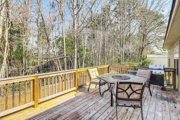 House (3 Bedrooms) | Front of property