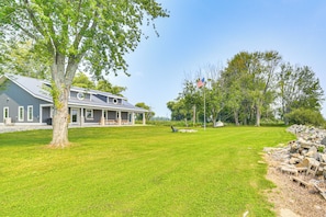 House (3 Bedrooms) | Interior - Dock & Panoramic Bay Views: Oconto Retreat! (Oconto)