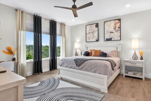 3 bedrooms, desk, iron/ironing board, travel crib