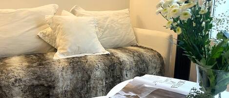 Bügeleisen/Bügelbrett, WLAN, Bettwäsche