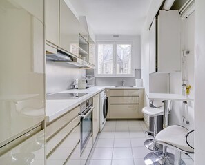 Fridge, microwave, oven, dishwasher