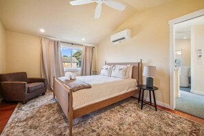 2 bedrooms, desk, iron/ironing board, Internet