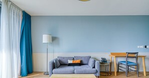 تلفزيون، مكتب