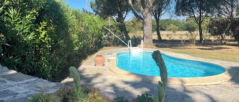 Utomhuspool